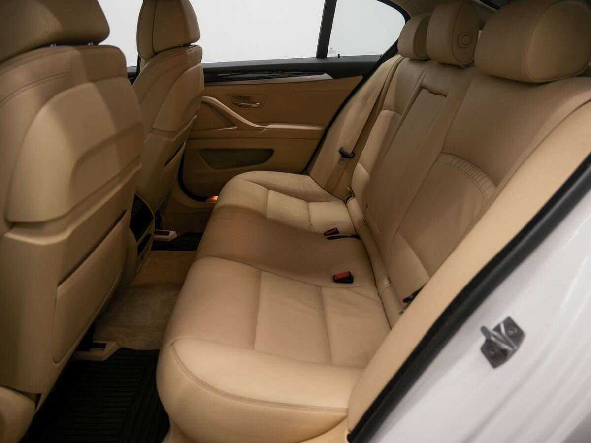 BMW 5 серии 2015 года с пробегом. Фото: #10