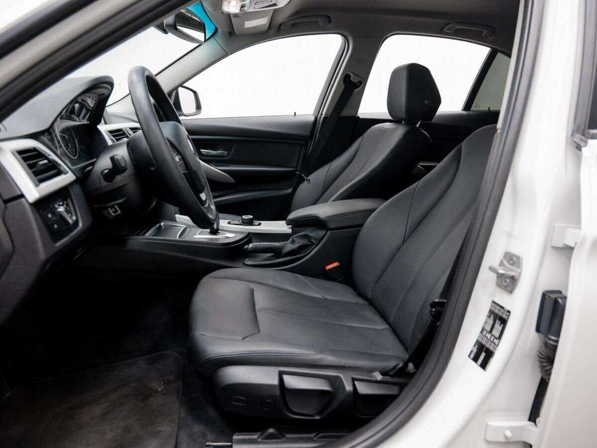 BMW 3 серии 2016 года с пробегом. Фото: #13