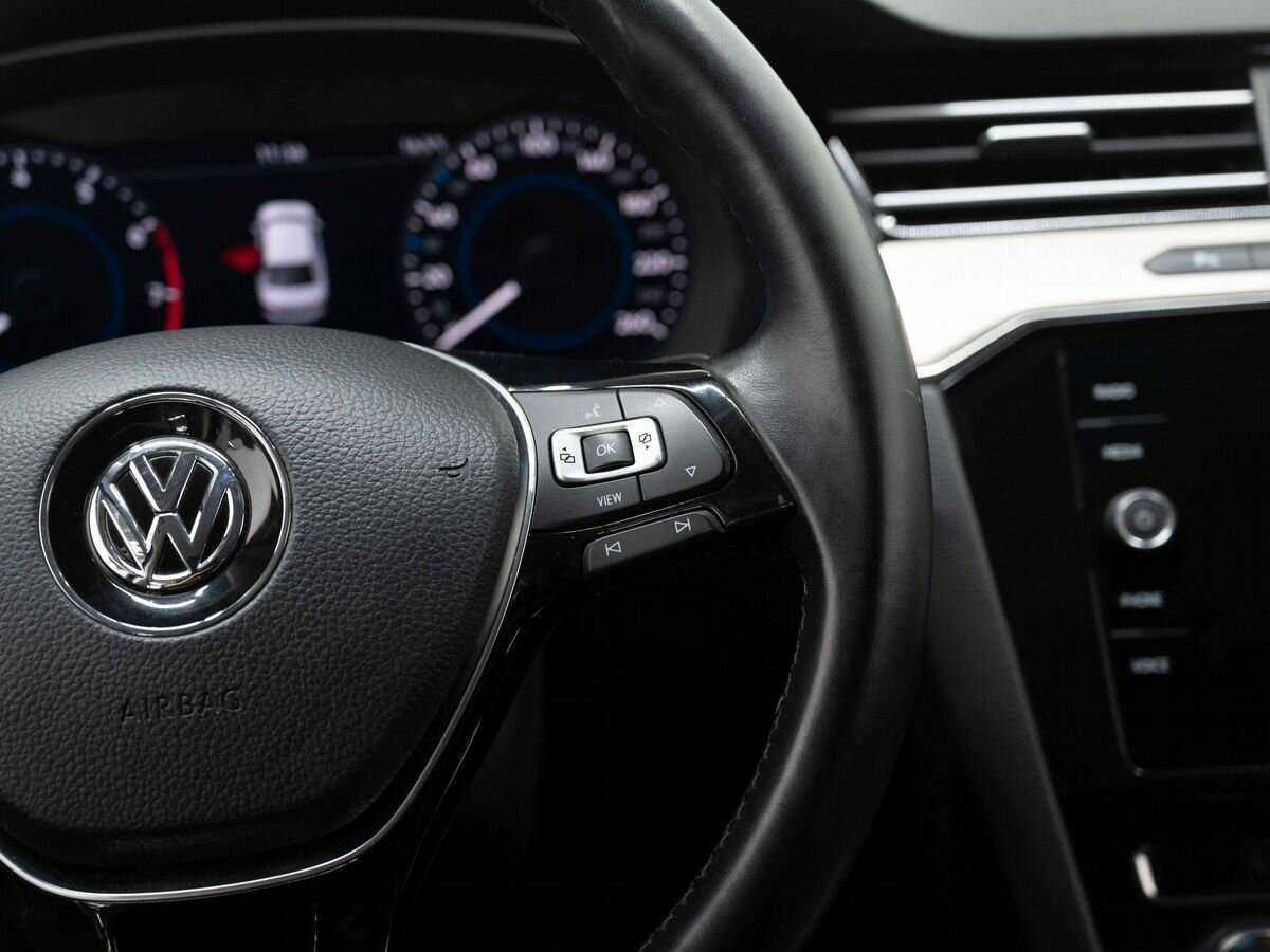 Volkswagen Passat 2019 года с пробегом. Фото: #14