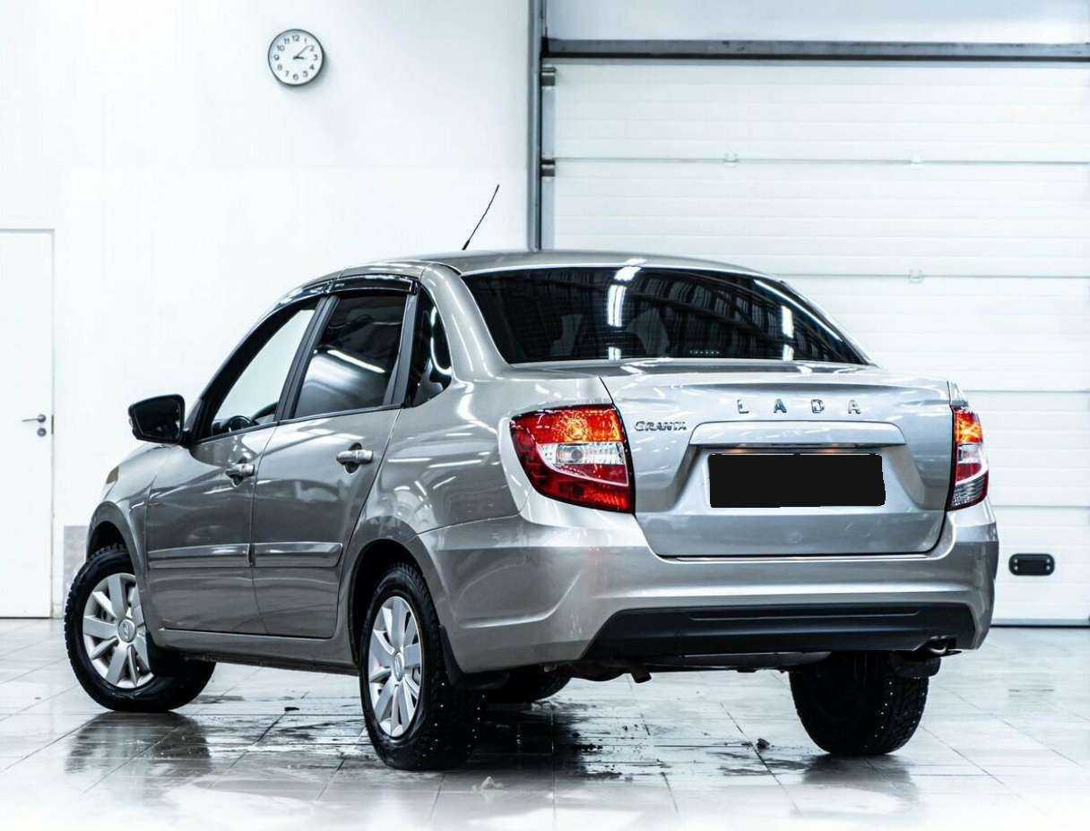 Б/У Лада (ВАЗ) Гранта 2021 года. Фото: #3