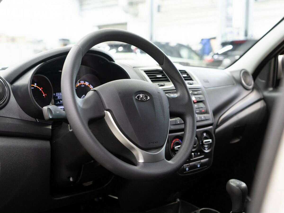 Б/У Лада (ВАЗ) Гранта 2021 года. Фото: #4