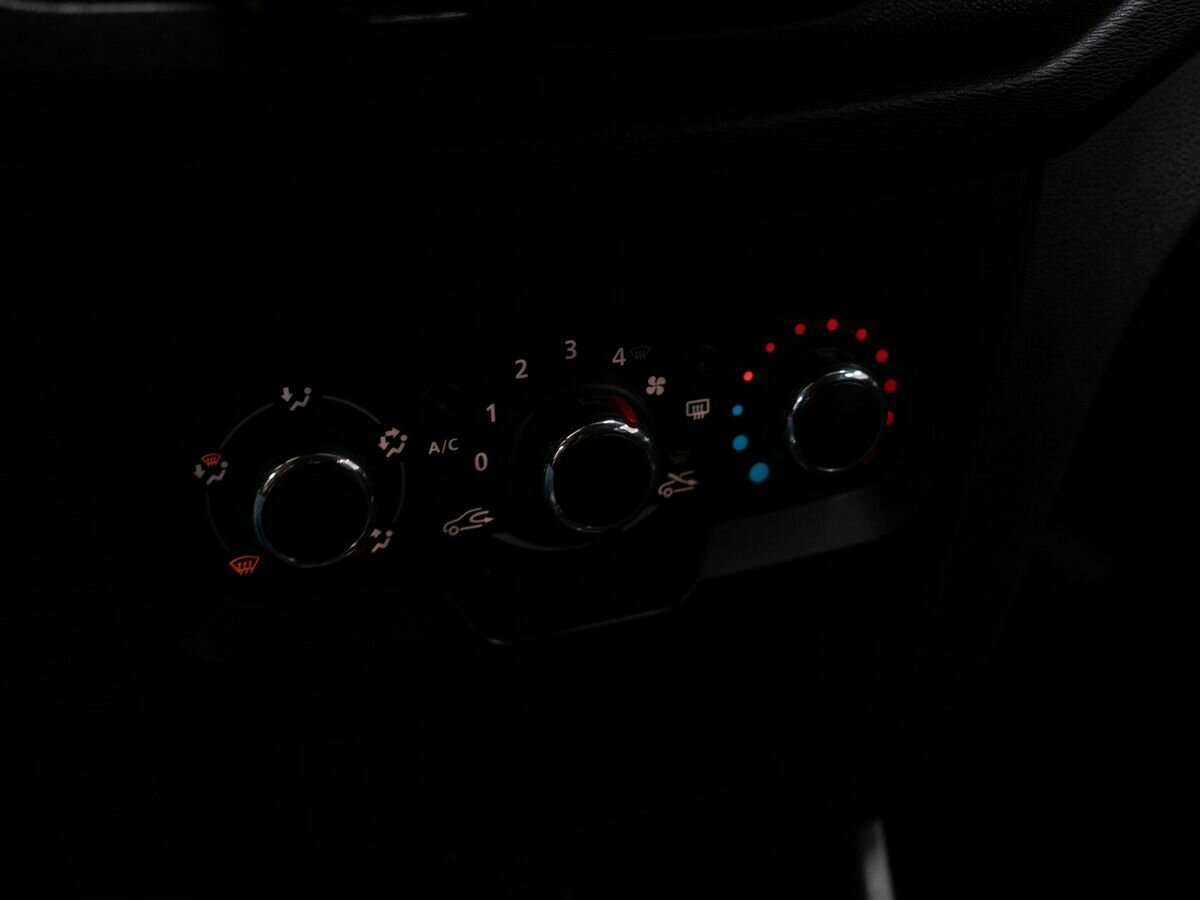 Б/У Лада (ВАЗ) ИКСРЭЙ 2016 года. Фото: #10