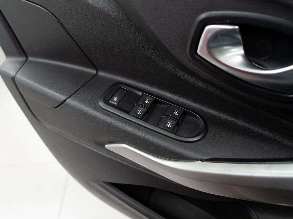 Б/У Лада (ВАЗ) ИКСРЭЙ 2016 года. Фото: #12