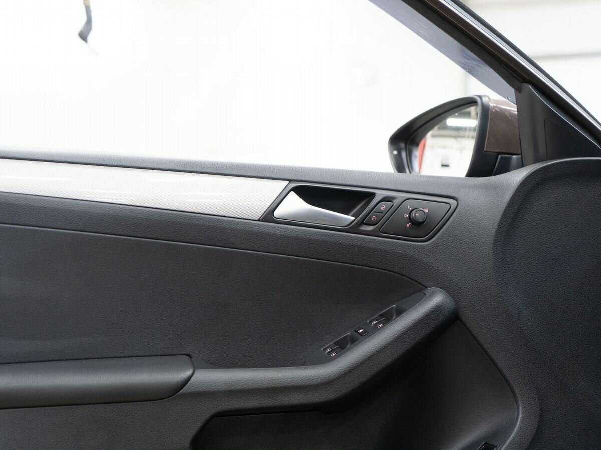 Б/У Фольксваген Джетта 2016 года. Фото: #15