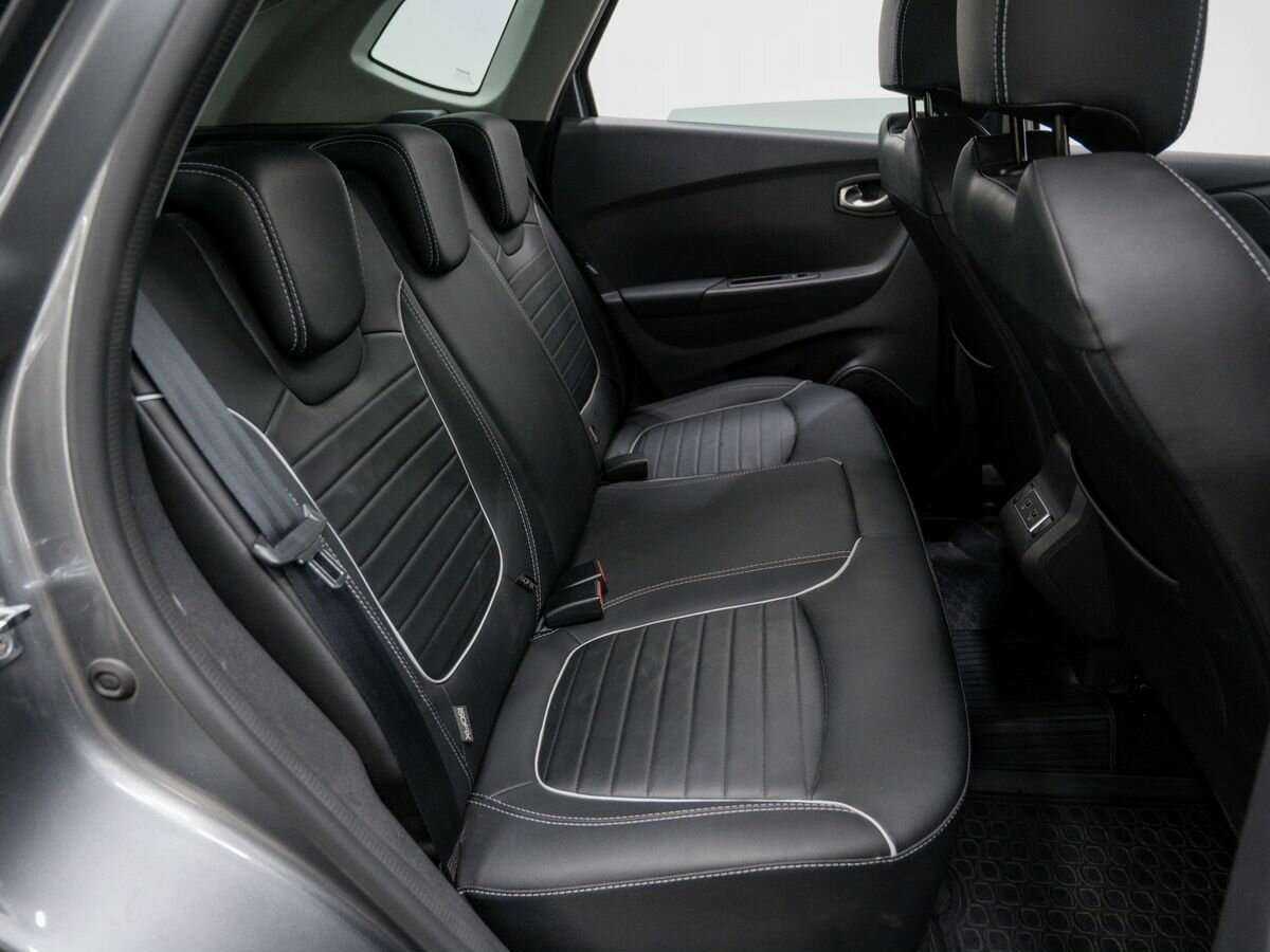 Б/У Рено Каптюр 2021 года. Фото: #8