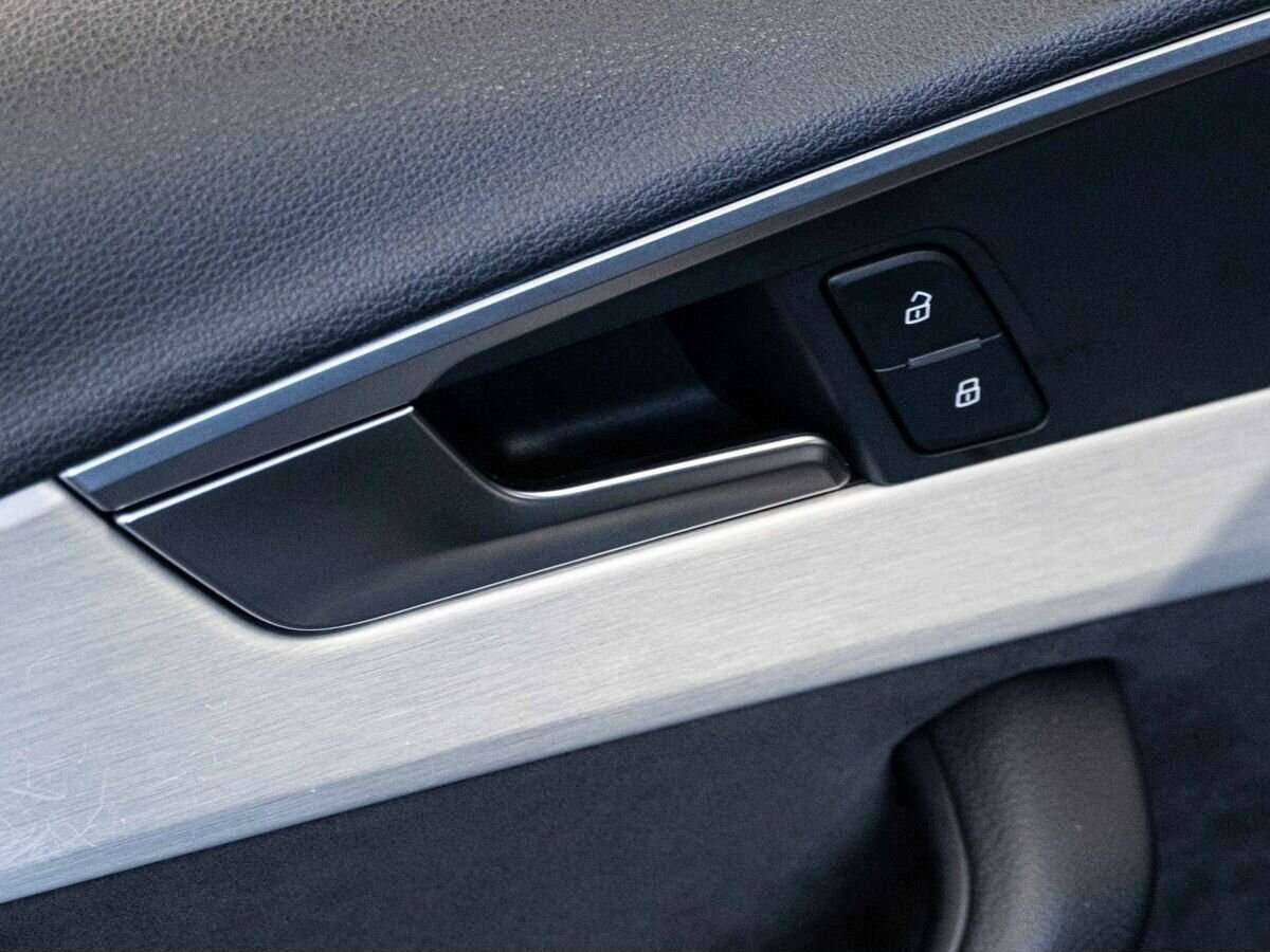 Audi A4 2018 года с пробегом. Фото: #17