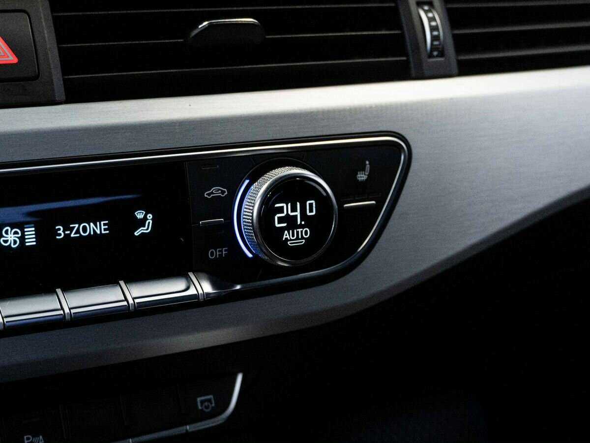 Audi A4 2018 года с пробегом. Фото: #25