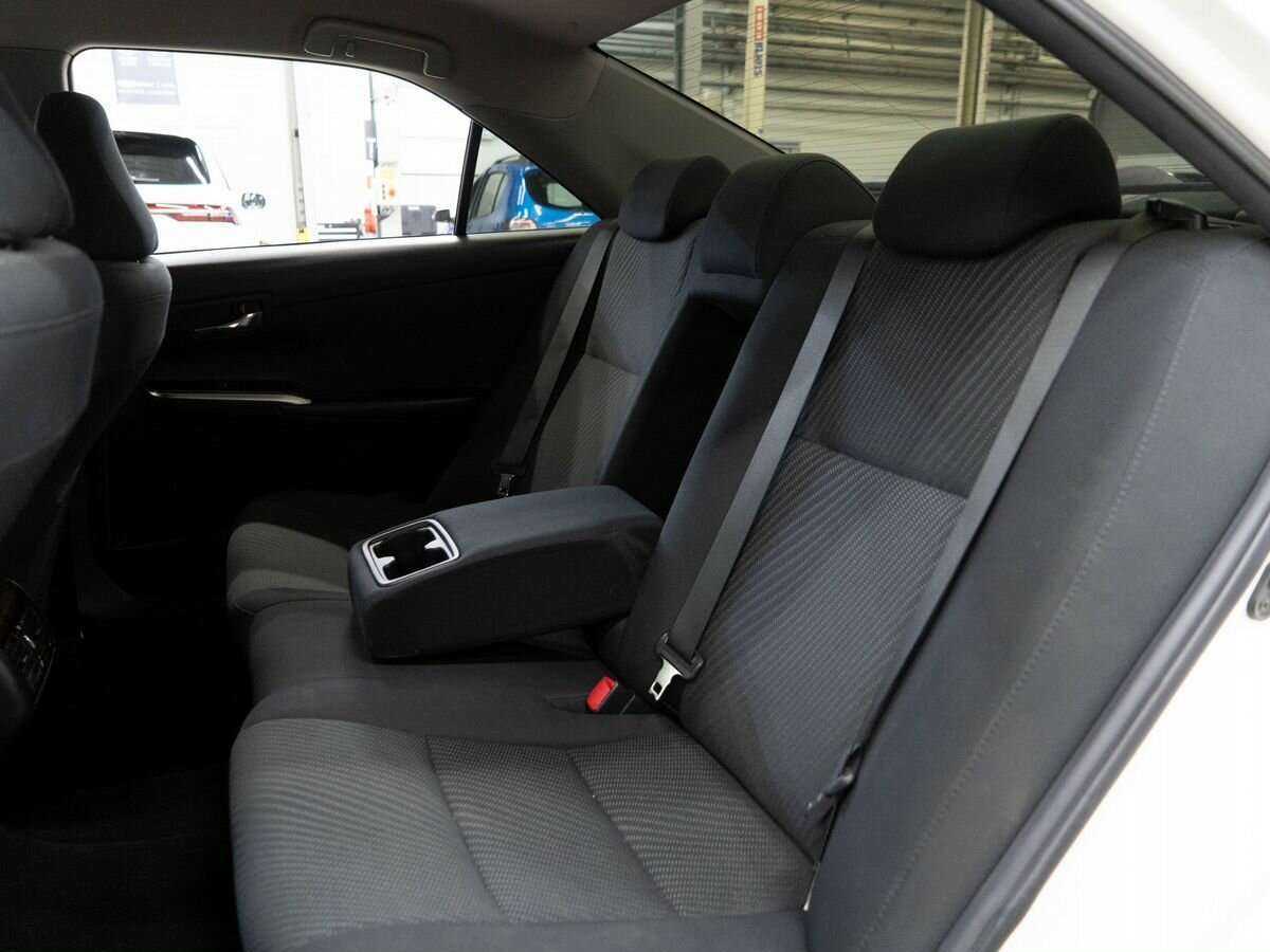 Б/У Тойота Камри 2016 года. Фото: #6