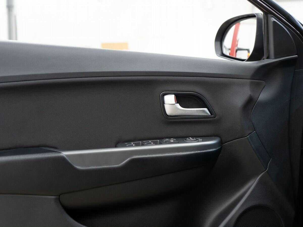 Б/У Киа Рио 2015 года. Фото: #14