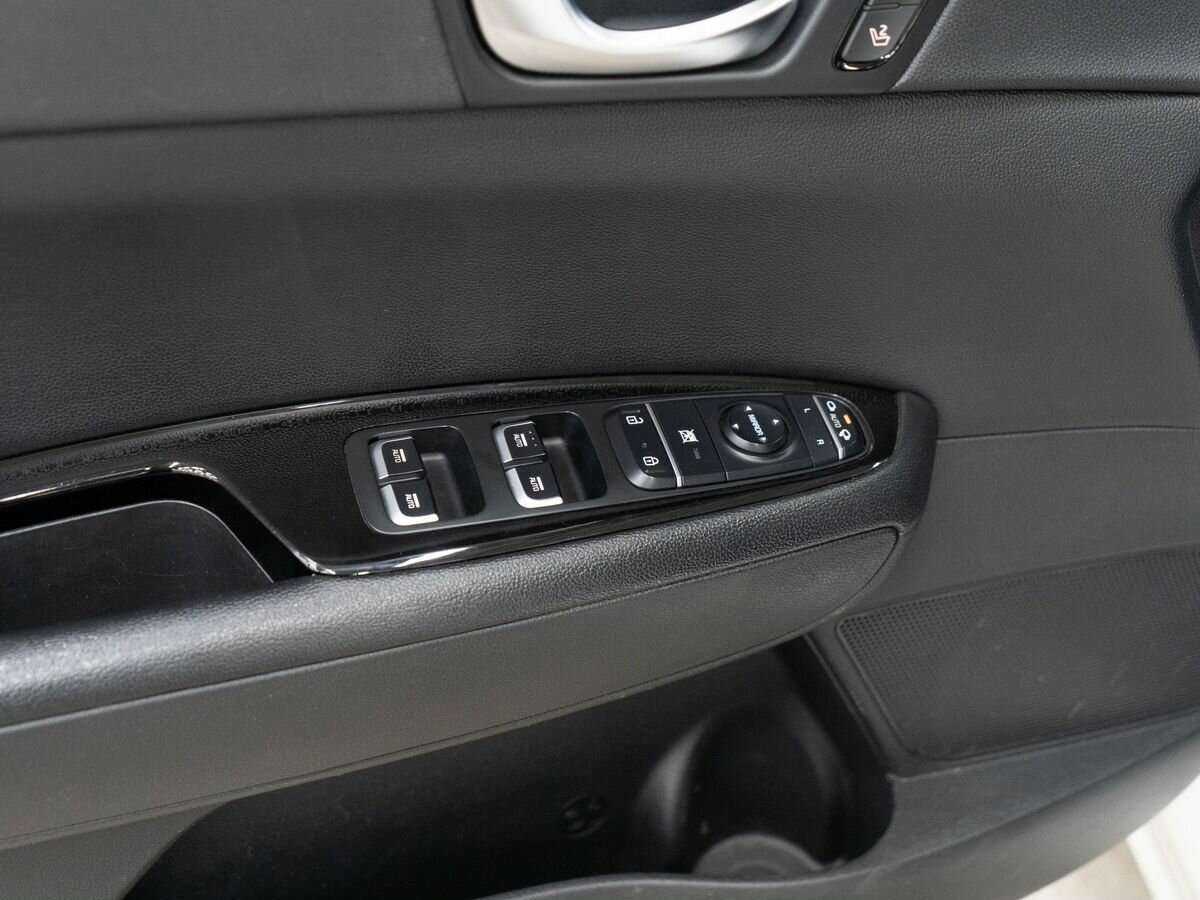 Б/У Киа Оптима 2019 года. Фото: #13