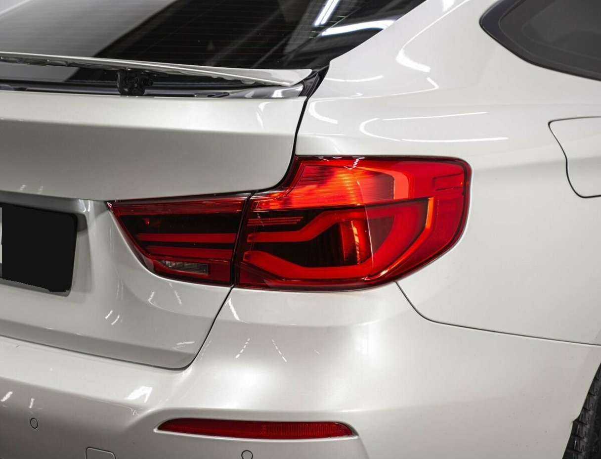 BMW 3 серии 2017 года с пробегом. Фото: #8