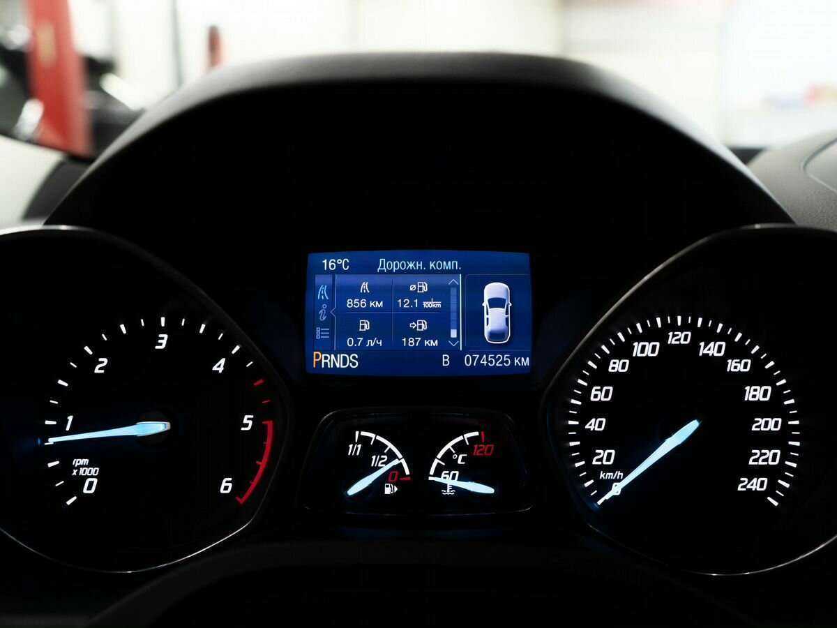 Б/У Форд Куга 2013 года. Фото: #11