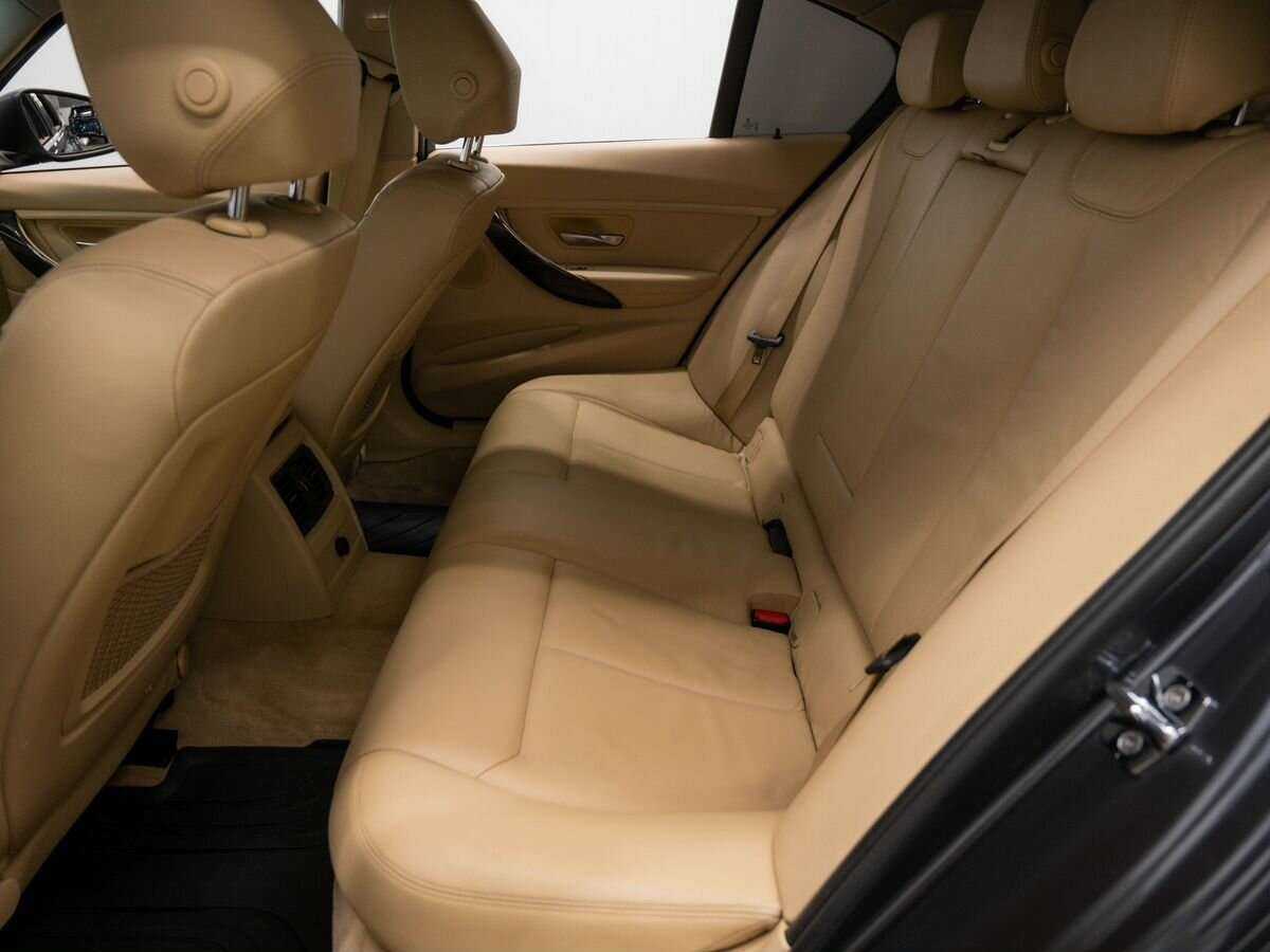 BMW 3 серии 2012 года с пробегом. Фото: #8