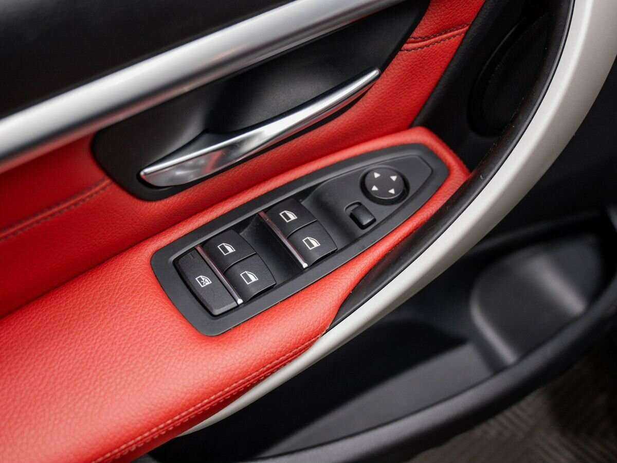 BMW 3 серии 2015 года с пробегом. Фото: #12