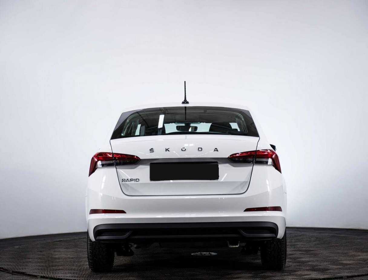 Б/У Шкода Рапид 2022 года. Фото: #4