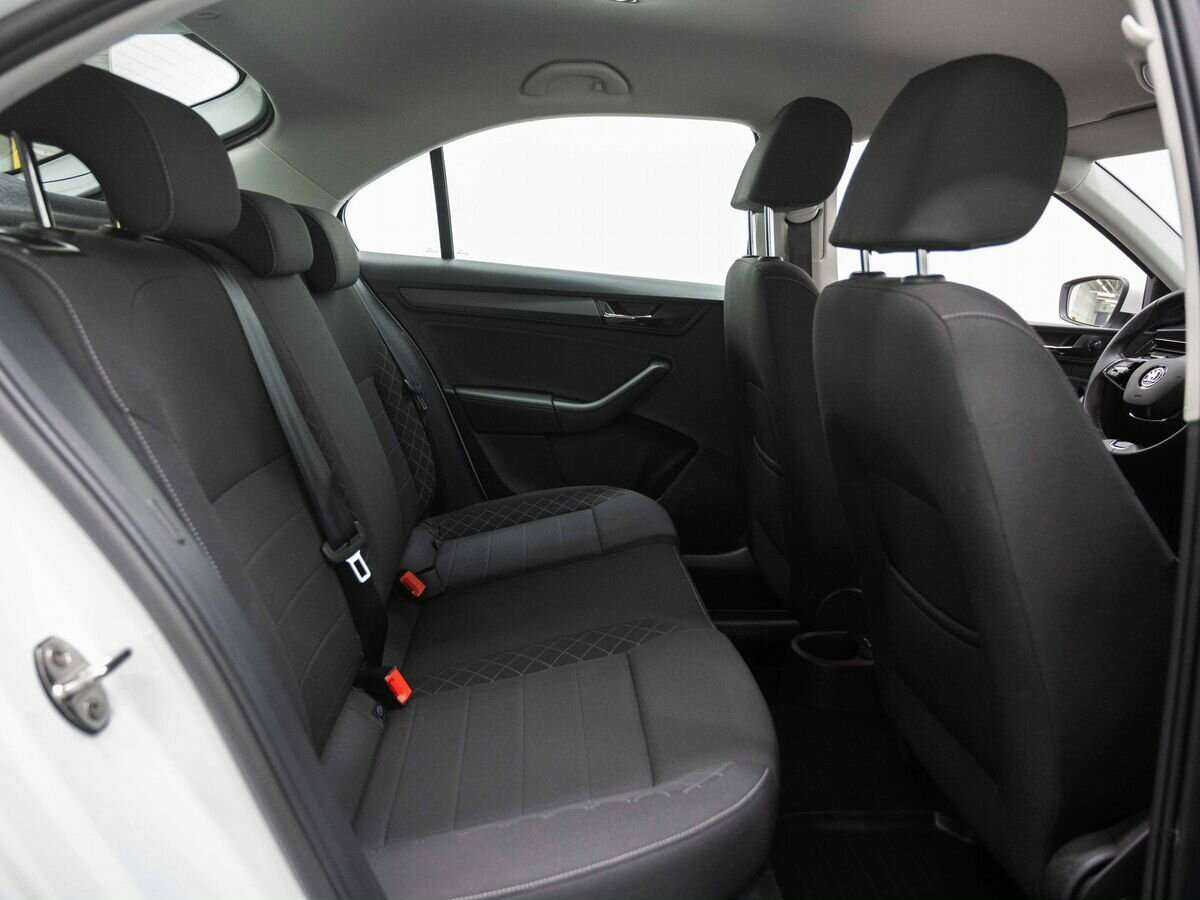 Б/У Шкода Рапид 2022 года. Фото: #12