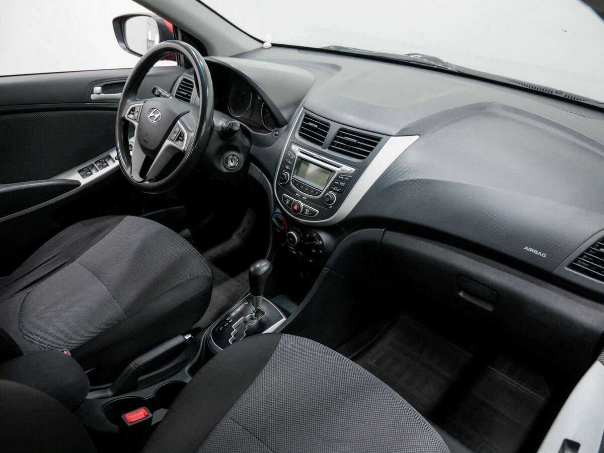 Б/У Хендай Солярис 2012 года. Фото: #5