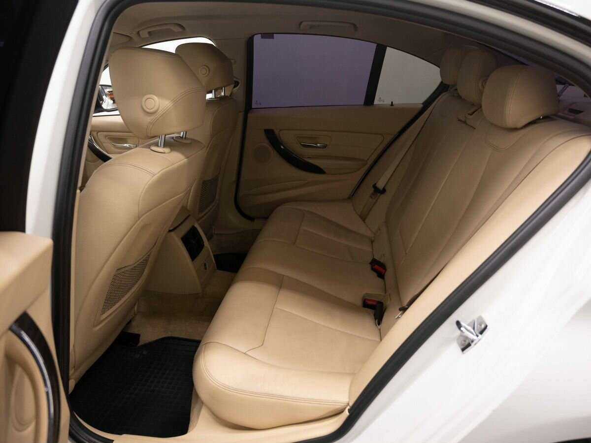 BMW 3 серии 2012 года с пробегом. Фото: #8