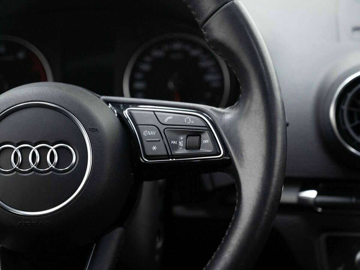 Audi A3 2019 года с пробегом. Фото: #14
