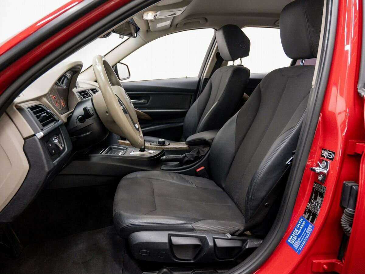 BMW 3 серии 2012 года с пробегом. Фото: #10