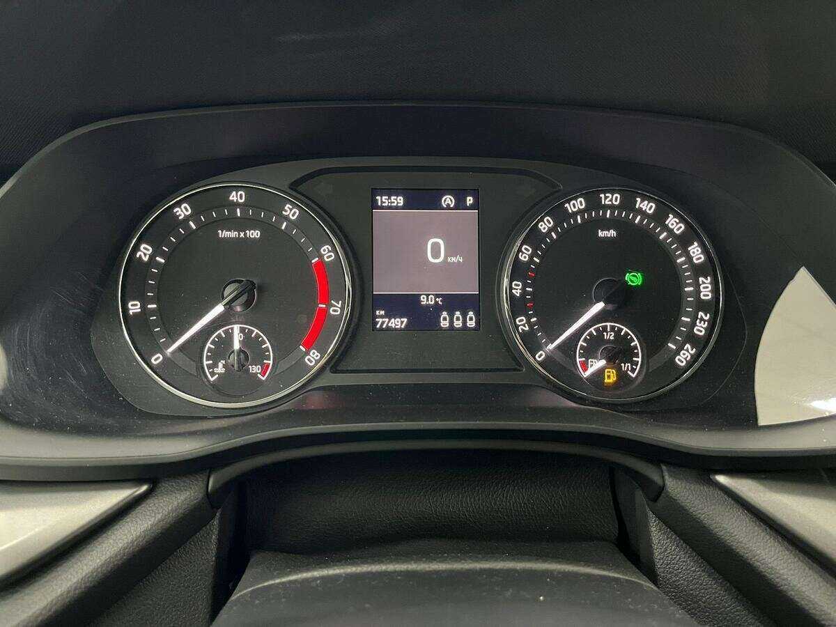 Skoda Octavia 2021 года с пробегом. Фото: #10