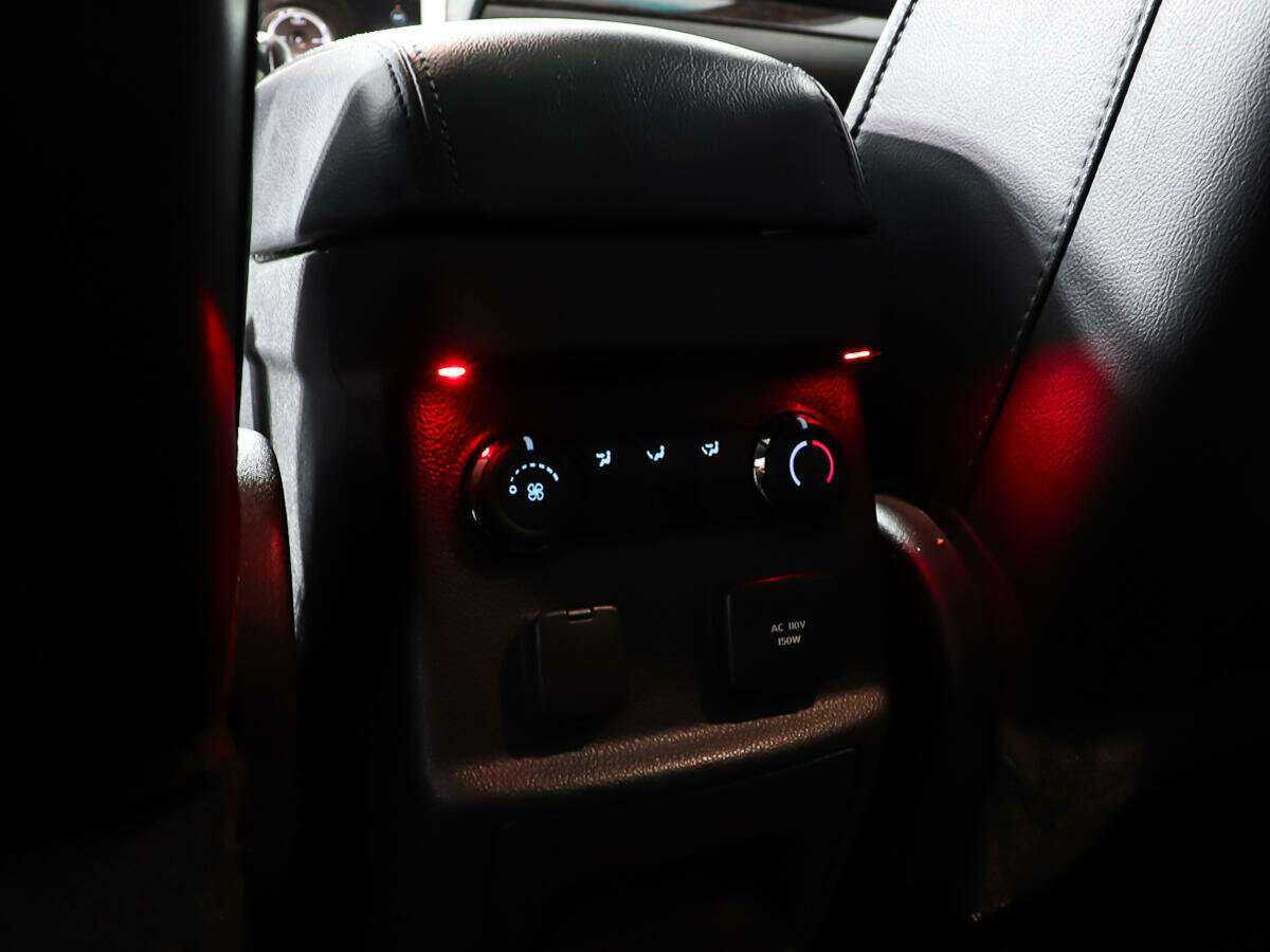 Ford Explorer 2012 года с пробегом. Фото: #25