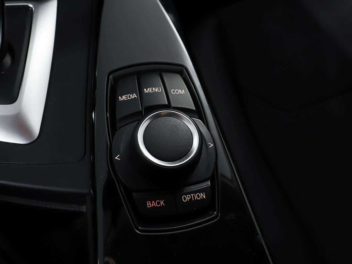 BMW 3 серии 2017 года с пробегом. Фото: #22