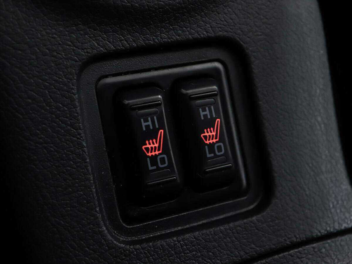 Б/У Митсубиши Оутлэндер 2016 года. Фото: #18