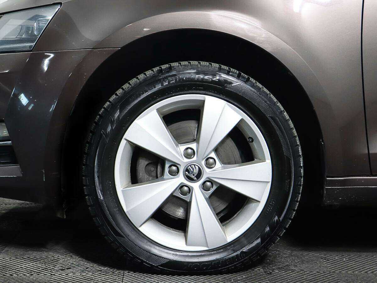 Б/У Шкода Октавия 2018 года. Фото: #18