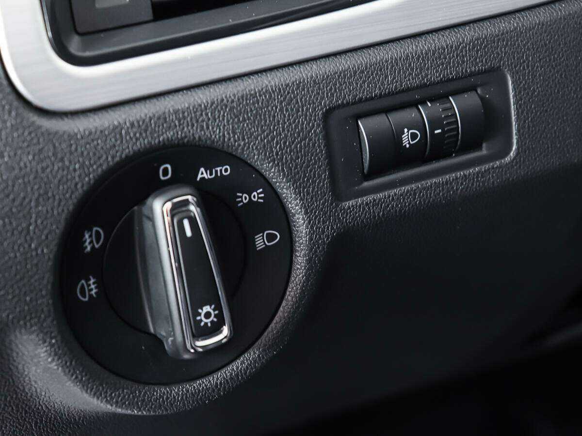 Б/У Шкода Рапид 2019 года. Фото: #16