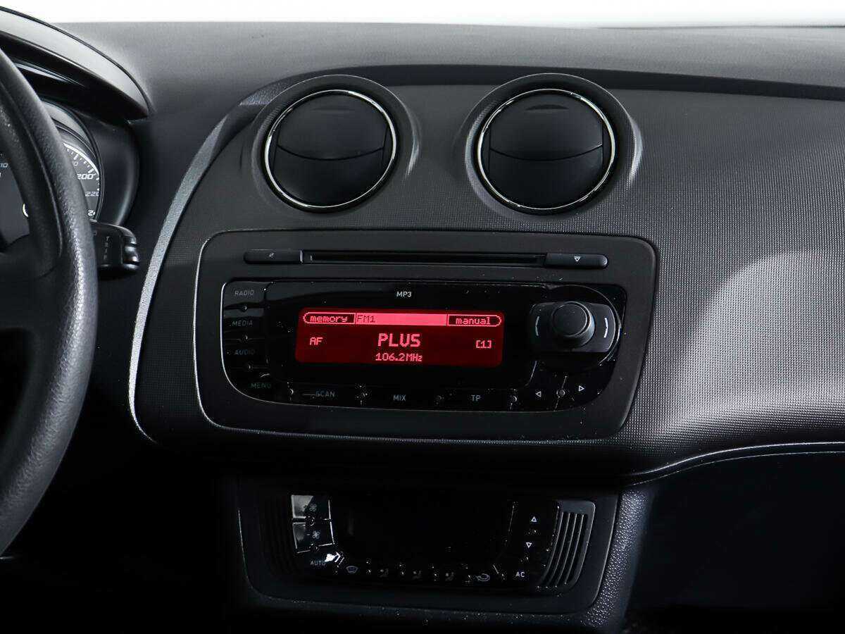 Б/У Сеат Ибиза 2012 года. Фото: #11