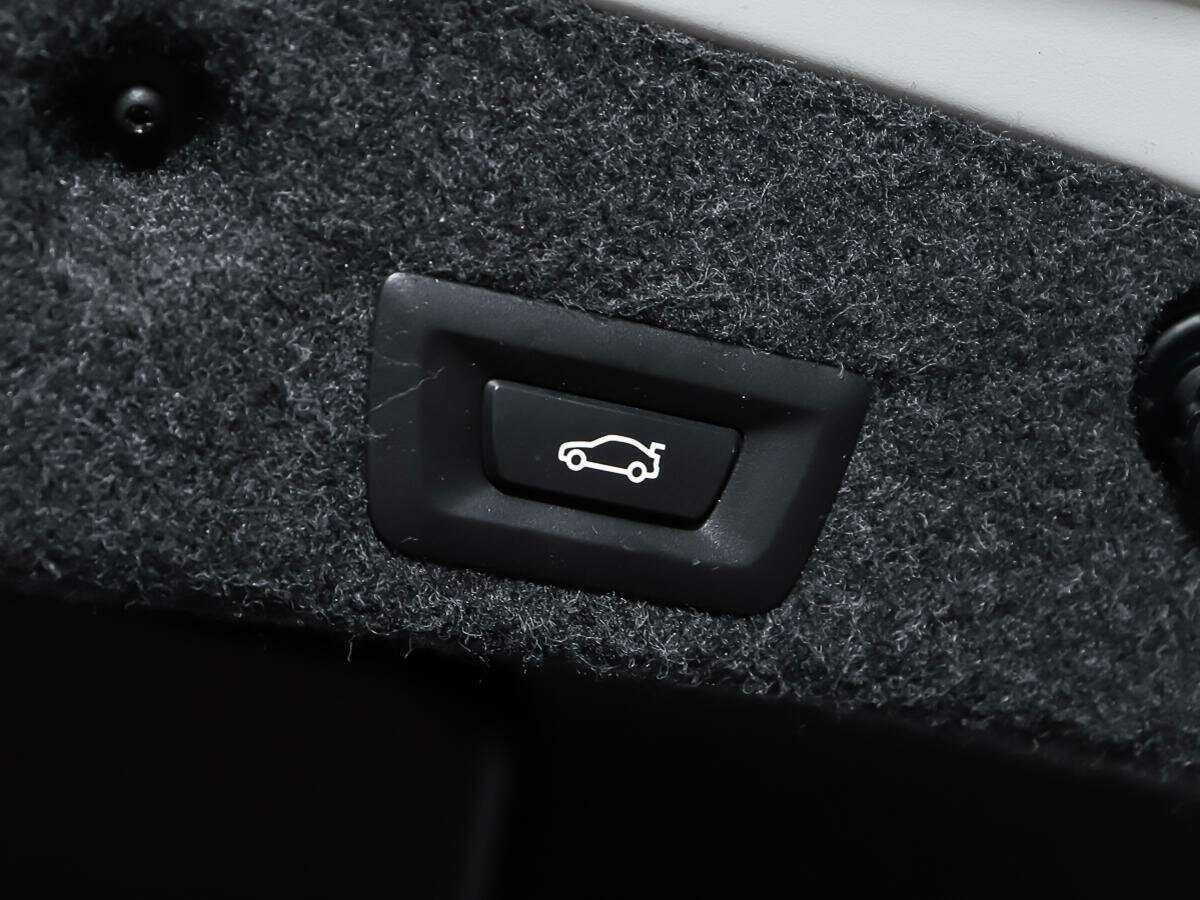 BMW 5 серии 2013 года с пробегом. Фото: #15