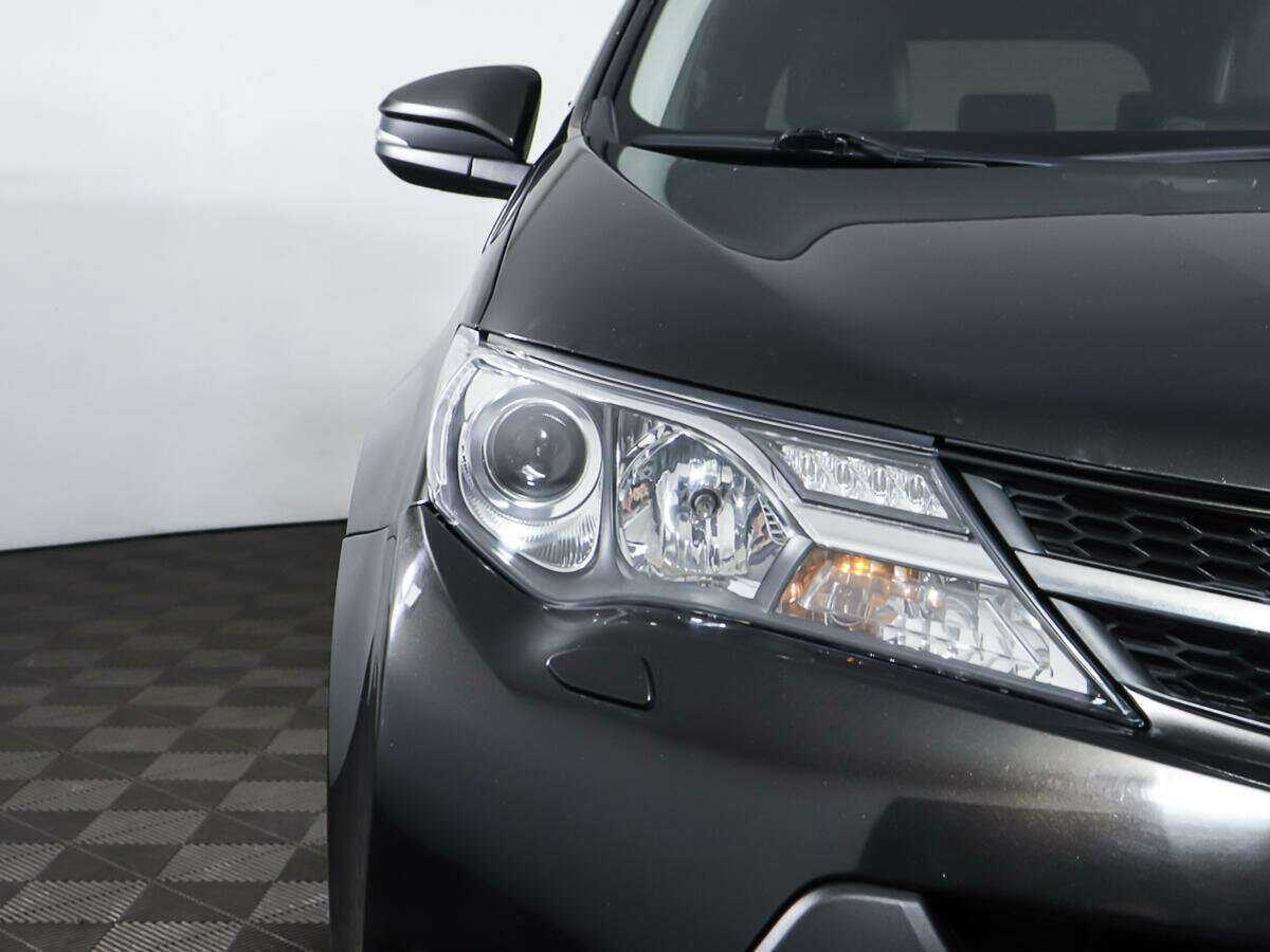 Б/У Тойота Рав4 2014 года. Фото: #23