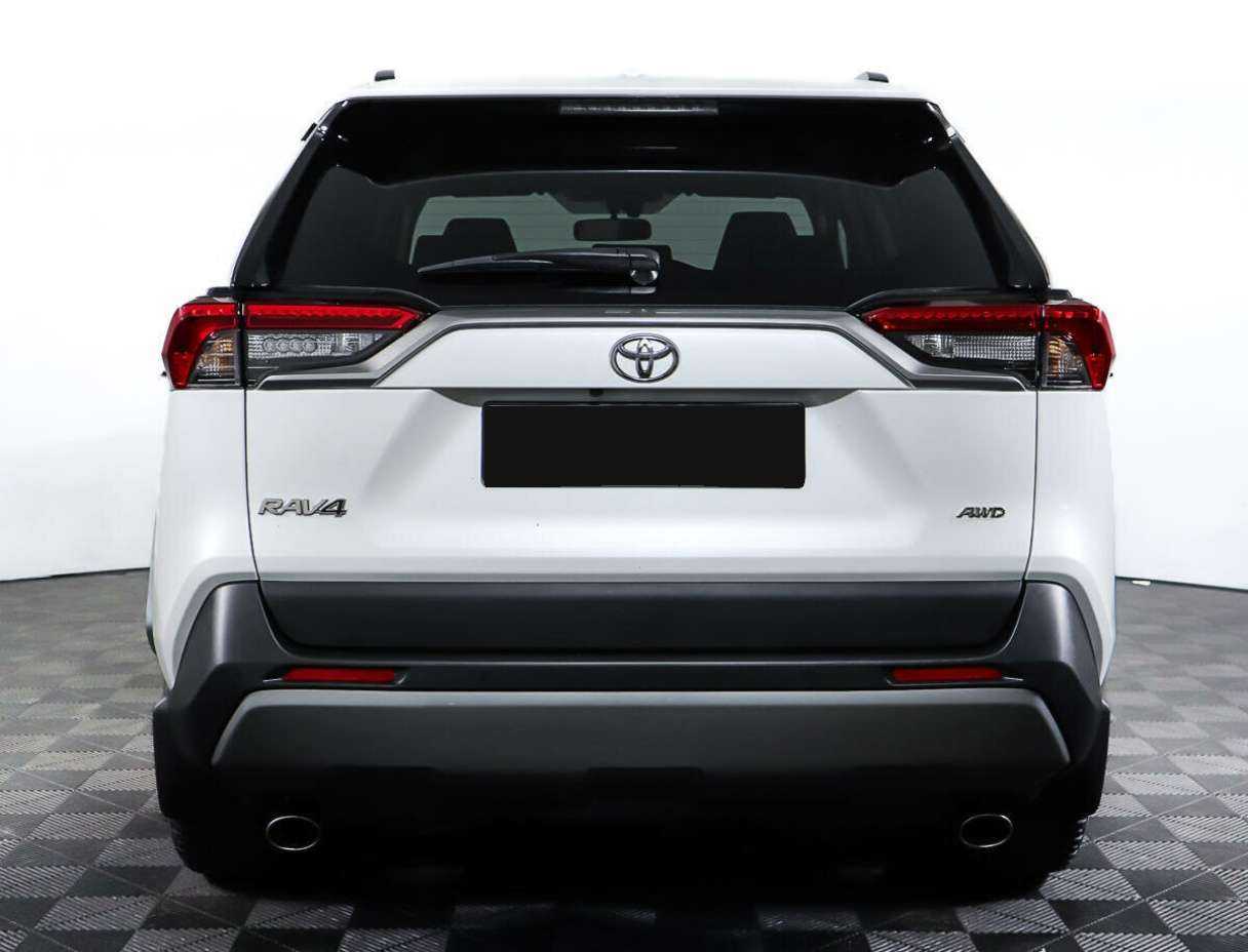 Toyota RAV4 2019 года с пробегом. Фото: #5