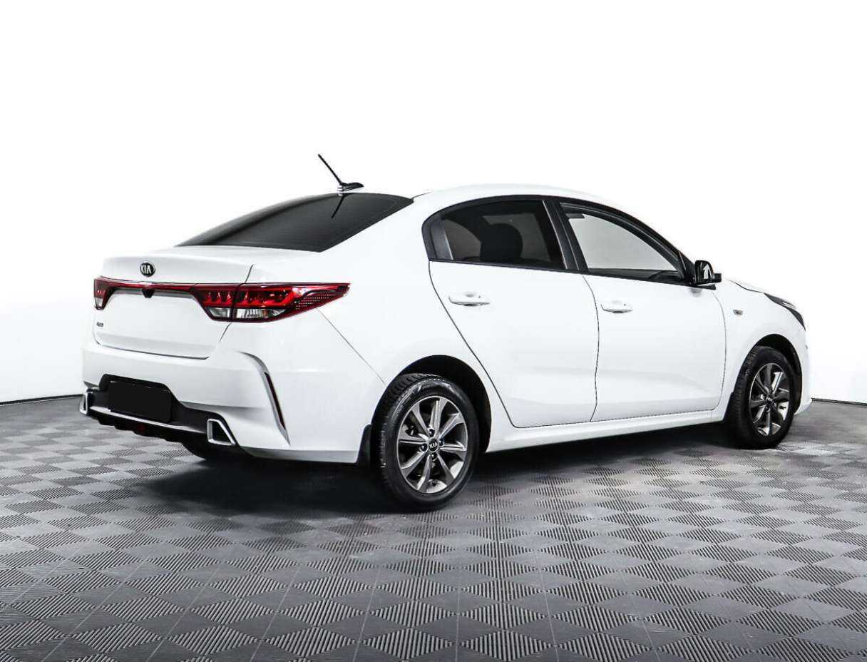 Б/У Киа Рио 2021 года. Фото: #4