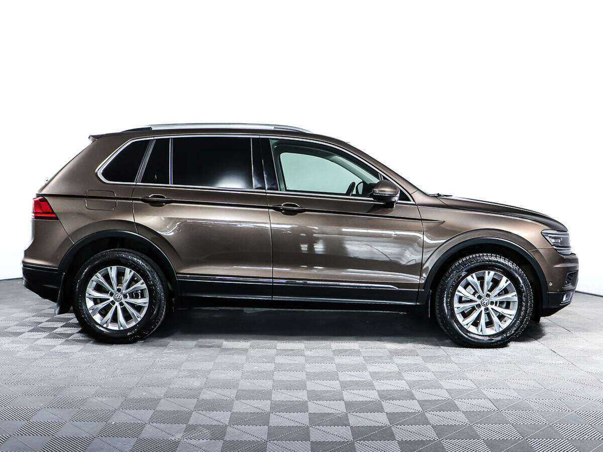 Volkswagen Tiguan 2018 года с пробегом. Фото: #3