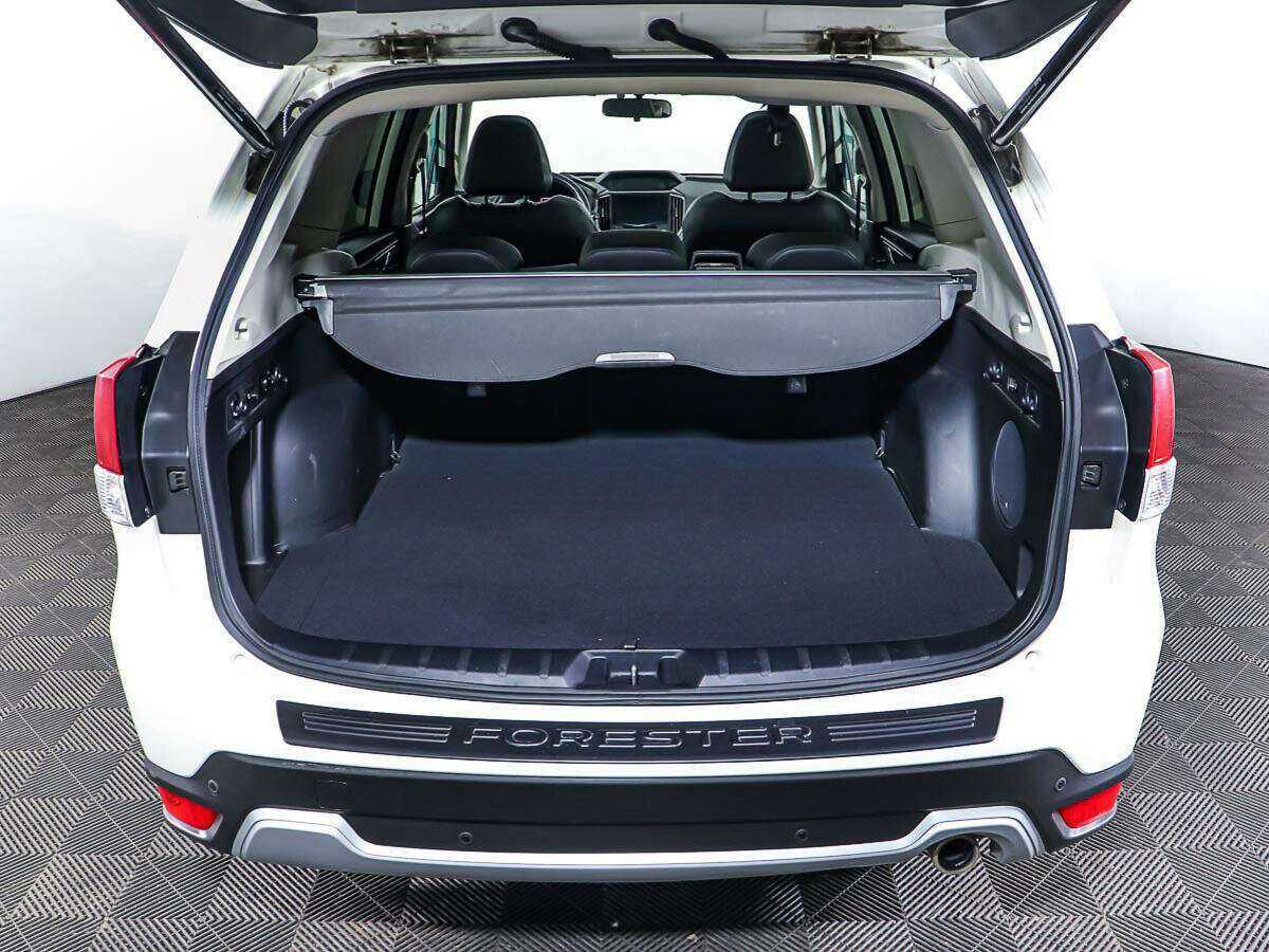 Subaru Forester 2019 года с пробегом. Фото: #9