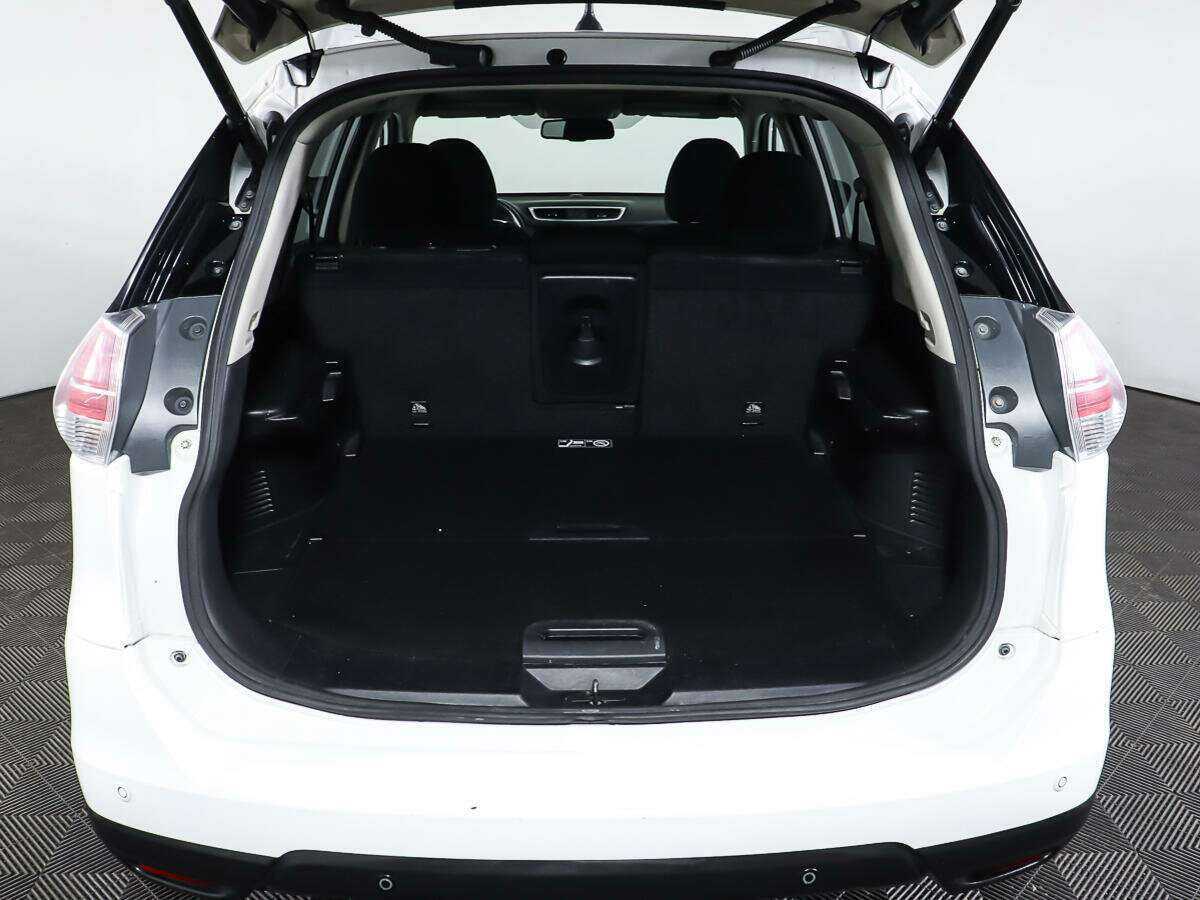 Б/У Ниссан Икс-Трейл 2015 года. Фото: #8