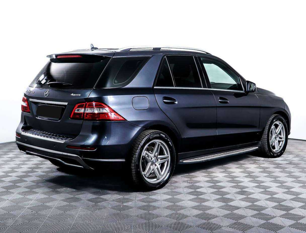 Mercedes-Benz M-Класс 2013 года с пробегом. Фото: #4