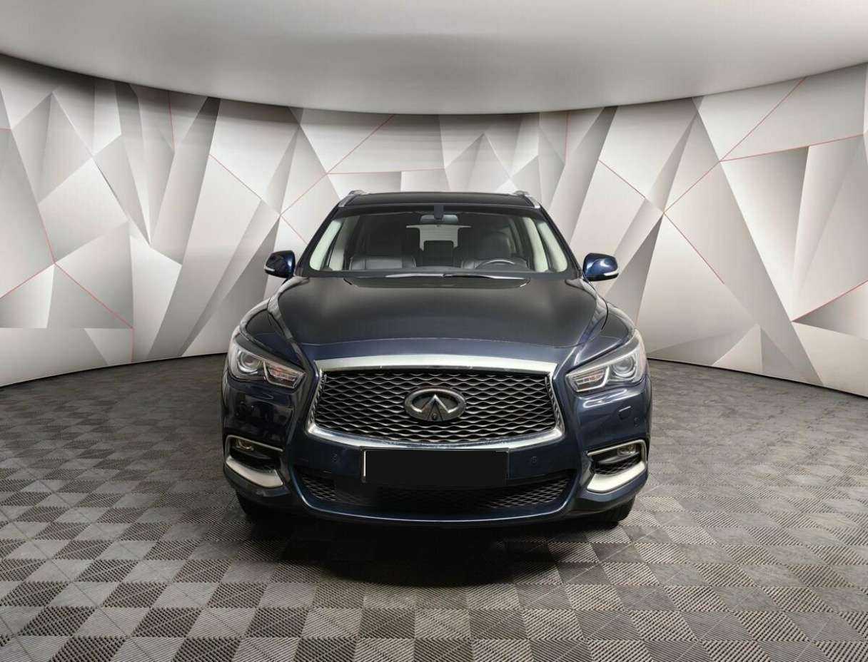 Infiniti QX60 2018 года с пробегом. Фото: #6