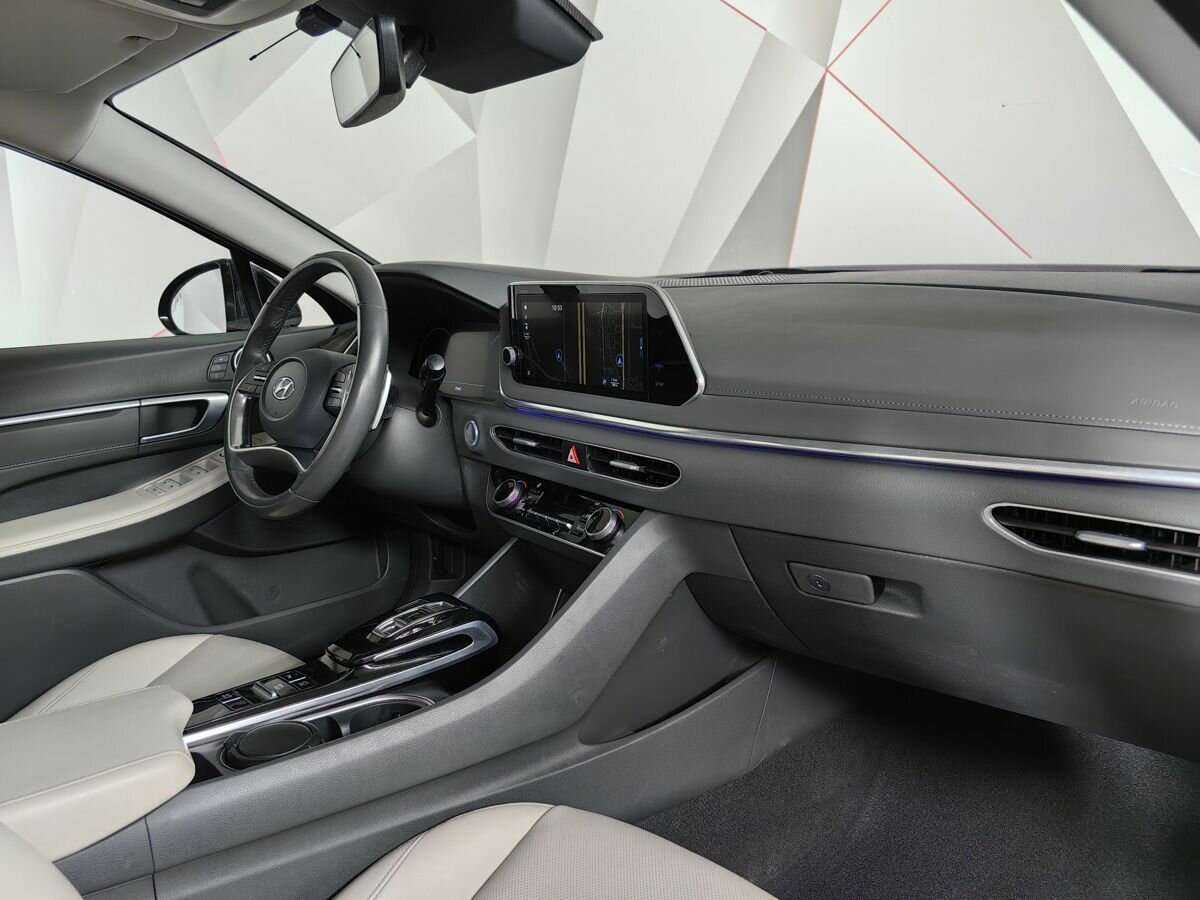 Hyundai Sonata 2020 года с пробегом. Фото: #9