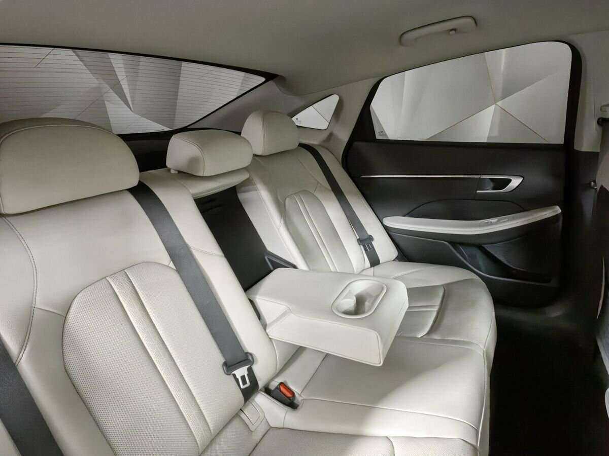 Hyundai Sonata 2020 года с пробегом. Фото: #13