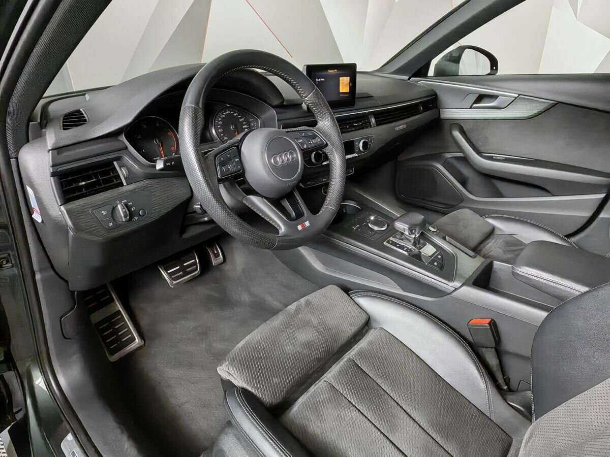 Audi A4 2018 года с пробегом. Фото: #13