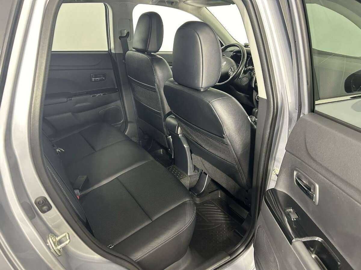 Б/У Пежо 4008 2012 года. Фото: #14