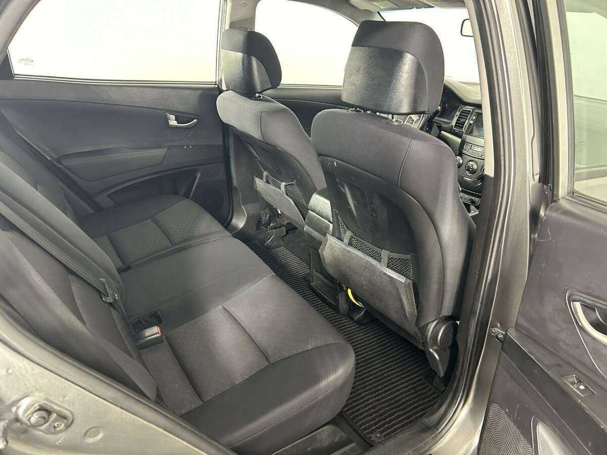 Б/У Сан-Ён Актион 2012 года. Фото: #13