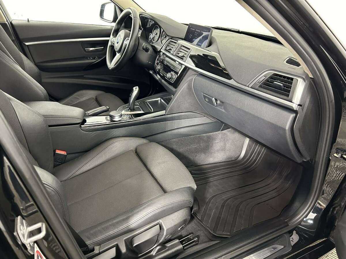 BMW 3 серии 2016 года с пробегом. Фото: #13