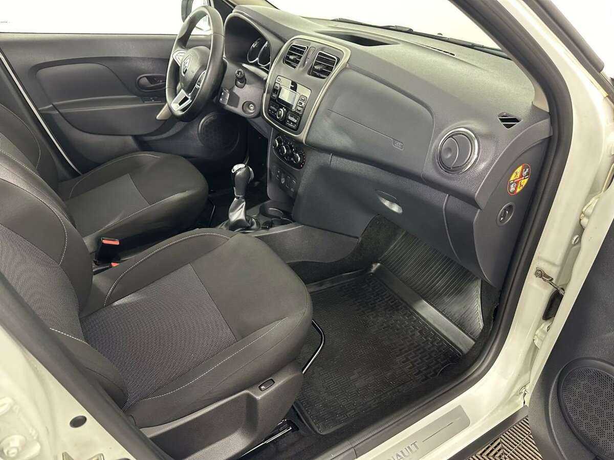 Б/У Рено Сандеро 2019 года. Фото: #12