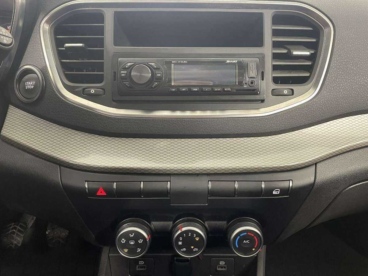 Lada (ВАЗ) Vesta 2023 года с пробегом. Фото: #11