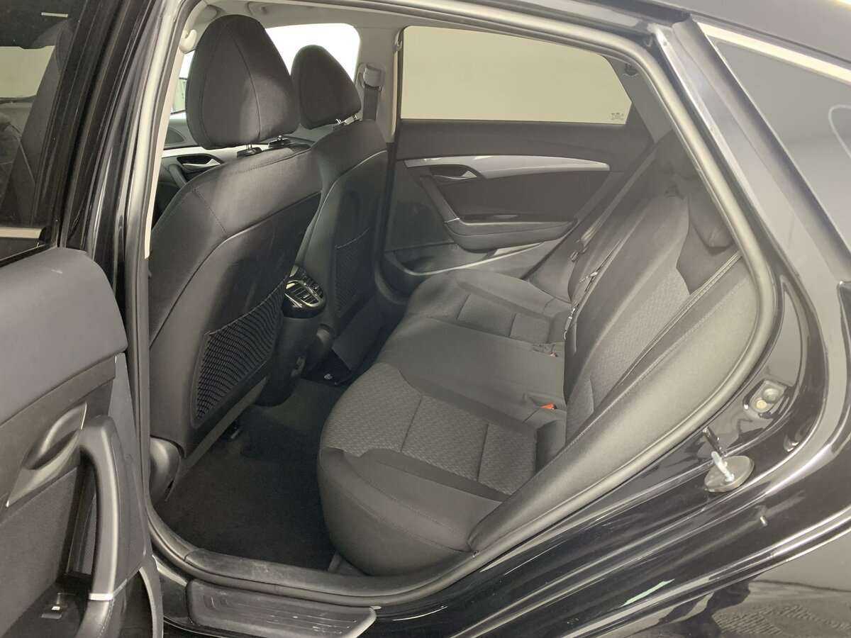 Б/У Хендай ай40 2016 года. Фото: #8