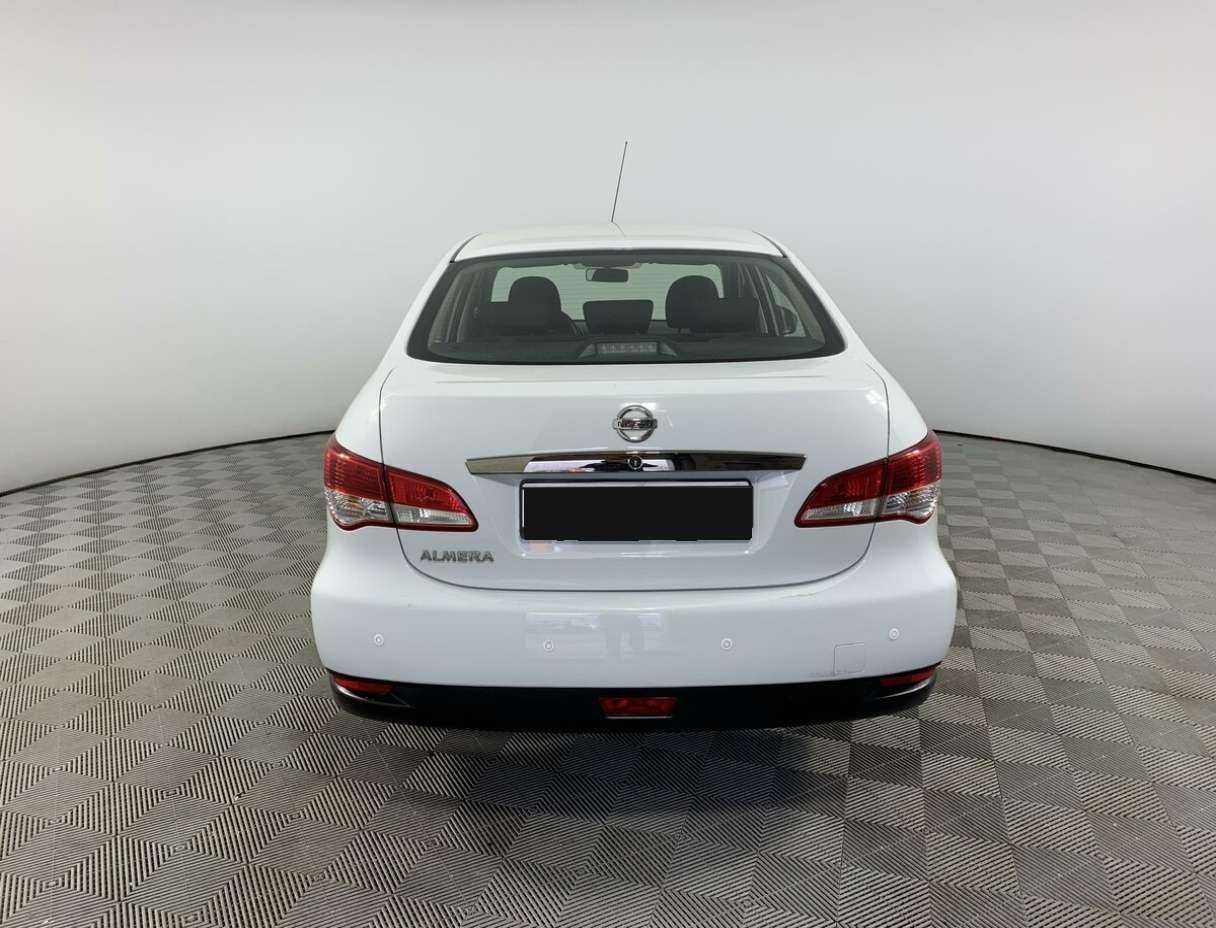 Б/У Ниссан Альмера 2018 года. Фото: #4